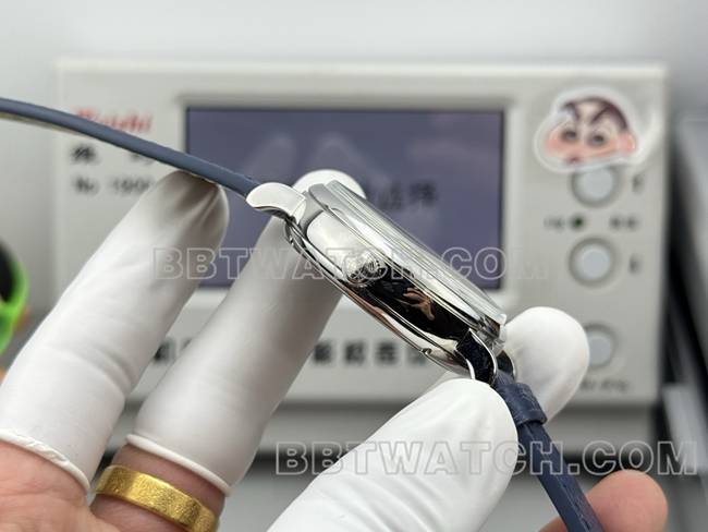 超级克隆手表柏涛菲诺GR厂万国白盘蓝针蓝色皮带款侧面实拍图