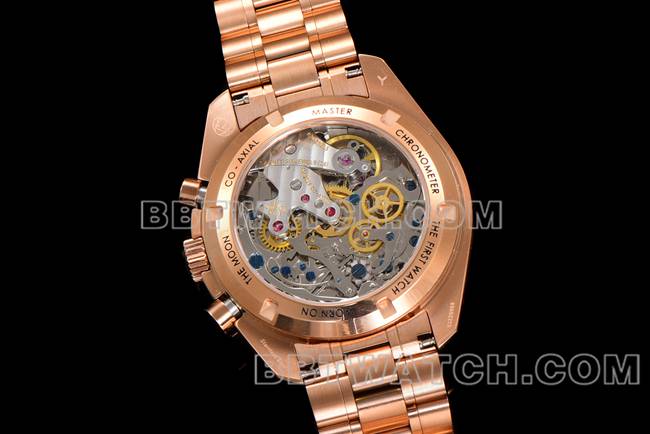 顶级复刻手表超霸N1厂欧米茄黑盘玫瑰金钢带款背面实拍图