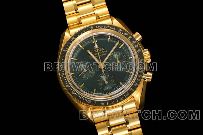 1:1复刻手表N1厂超霸欧米茄绿盘黄金钢带款正面实拍图