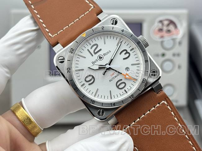 1:1复刻手表柏莱仕白盘42mm双时区皮带款正面实拍图