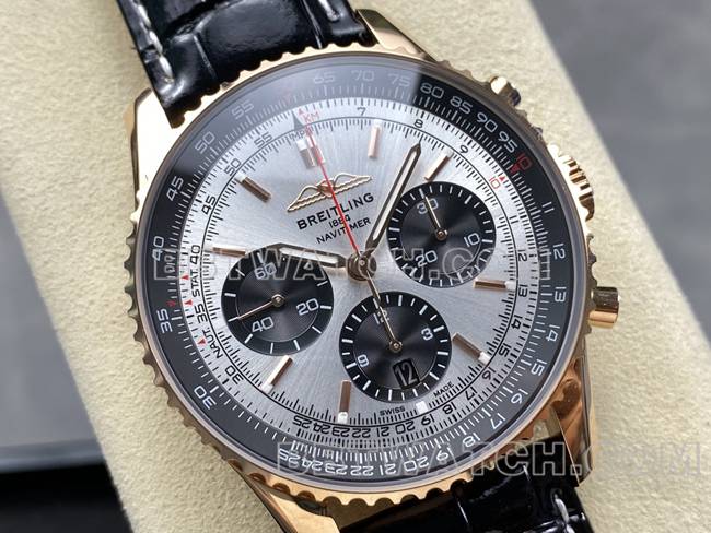 最佳复刻手表航空计时BLS厂百年灵玫瑰金银灰盘皮带款正面实拍图