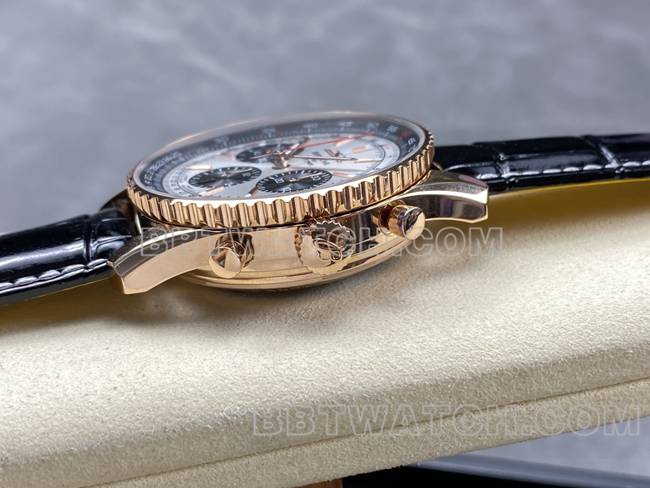 最佳复刻手表航空计时BLS厂百年灵玫瑰金银灰盘皮带款侧面实拍图