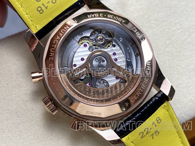 顶级复刻手表BLS厂百年灵航空计时玫瑰金黑盘皮带款背面实拍图