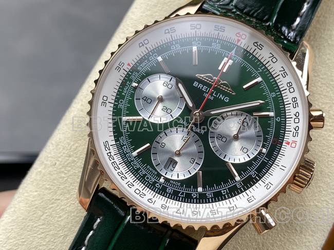 最优复刻手表BLS厂百年灵航空计时玫瑰金绿盘皮带款正面实拍图