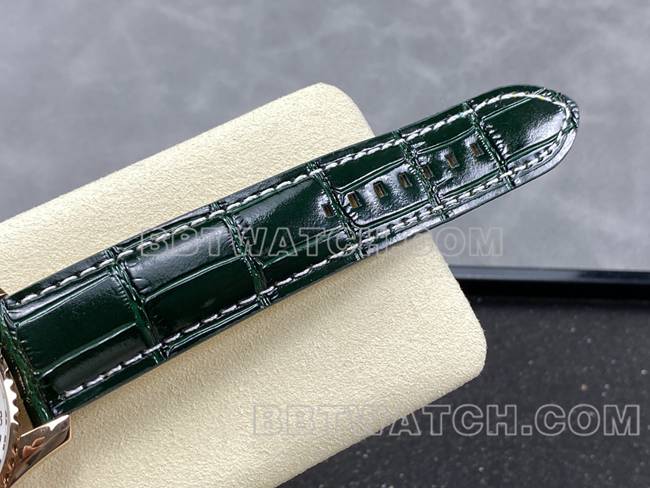 最优复刻手表BLS厂百年灵航空计时玫瑰金绿盘皮带款表带实拍图