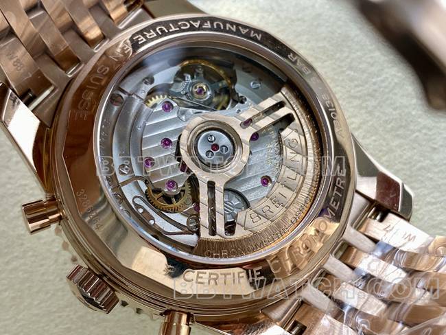 1:1复刻手表BLS厂百年灵航空计时银白盘玫瑰金钢带款背面实拍图