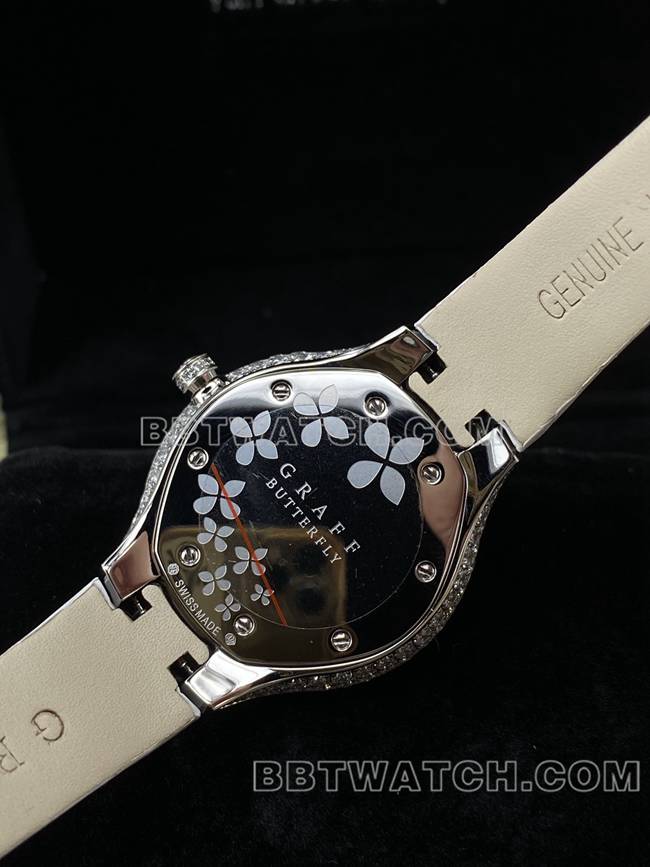 最优复刻手表格拉芙VCA厂蓝宝石钻石33mm石英机芯背面实拍图