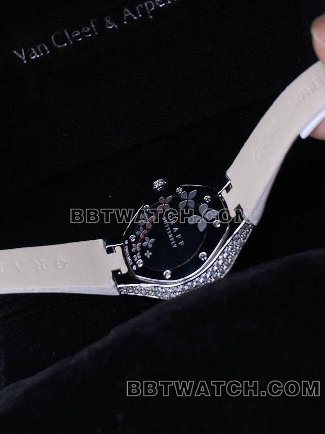 超级克隆手表VCA厂格拉芙蓝宝石钻石33mm石英机芯背面实拍图