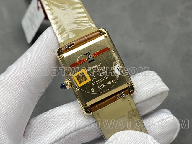 顶级复刻手表坦克DR厂卡地亚银白盘石英棕色皮表带背面实拍图