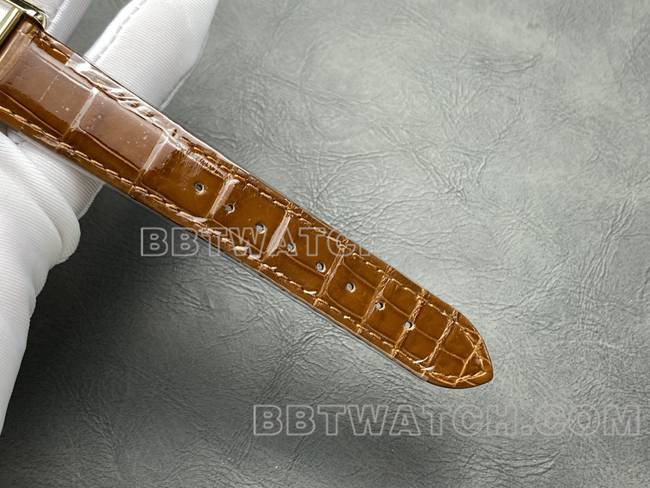 顶级复刻手表坦克DR厂卡地亚银白盘石英棕色皮表带表带实拍图