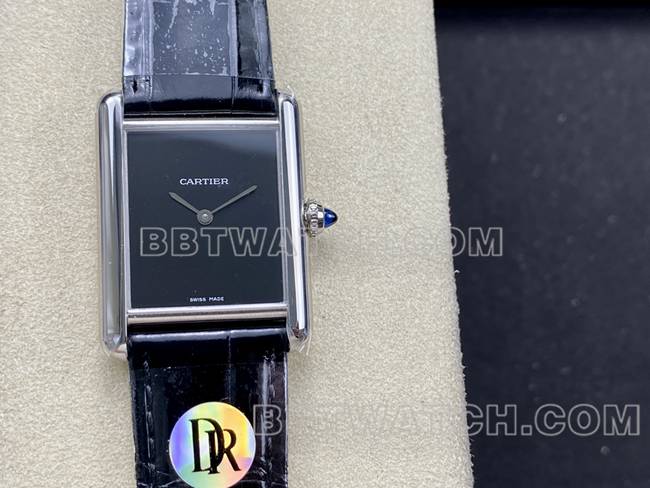 1:1复刻手表DR厂卡地亚坦克黑盘石英黑色表带正面实拍图