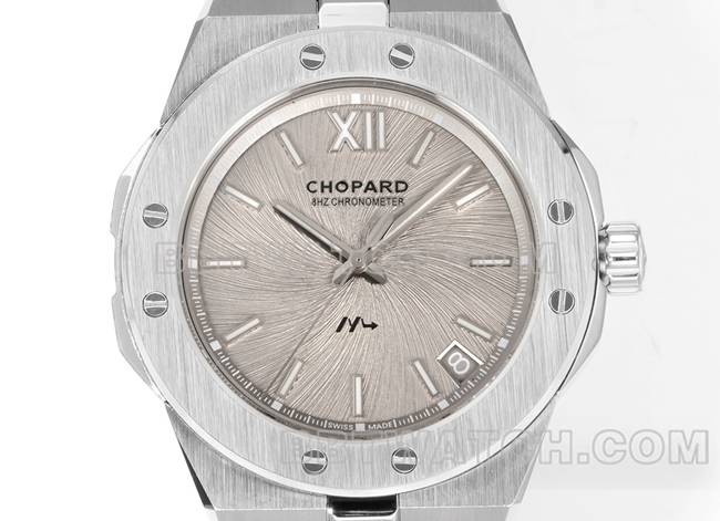 超级克隆手表GH厂萧邦雪山傲翼浅灰盘41mm正面实拍图