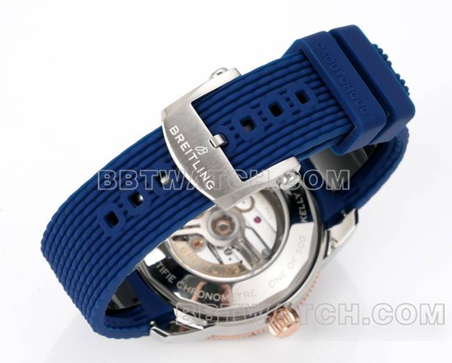 最佳复刻手表百年灵BLS厂超级海洋文化蓝盘橡胶表带实拍图