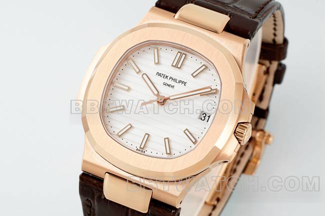 1:1复刻手表鹦鹉螺DDF厂百达翡丽白盘皮革表带5711正面实拍图