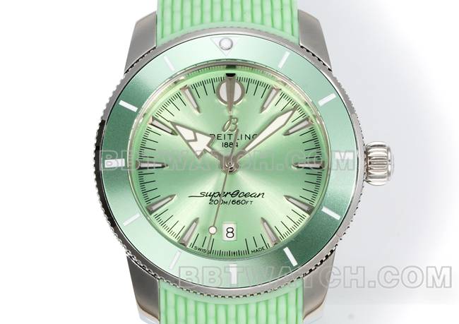 1:1复刻手表超级海洋文化BLS厂百年灵浅绿盘橡胶表带正面实拍图