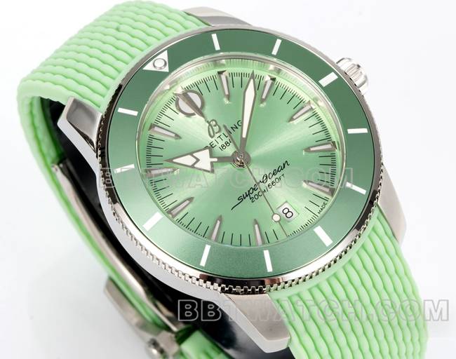 1:1复刻手表超级海洋文化BLS厂百年灵浅绿盘橡胶表带正面实拍图