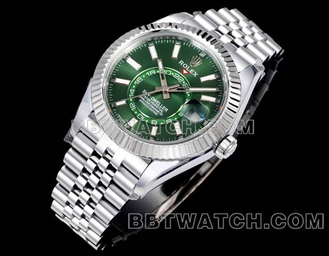 1:1复刻手表纵航者AR+厂劳力士绿盘机械正面实拍图