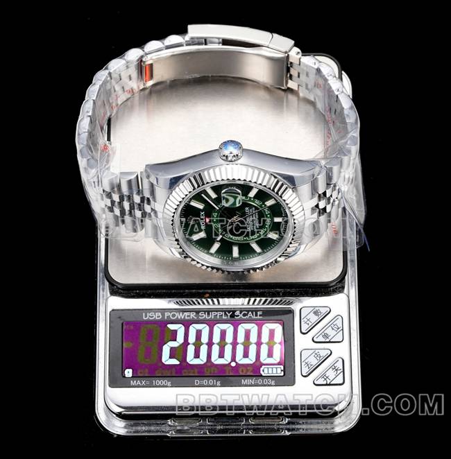 1:1复刻手表纵航者AR+厂劳力士绿盘机械重量实拍图