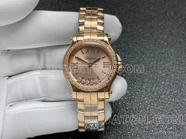 1:1复刻手表YF厂萧邦HAPPY SPORT玫瑰金盘钻圈2892机械正面实拍图