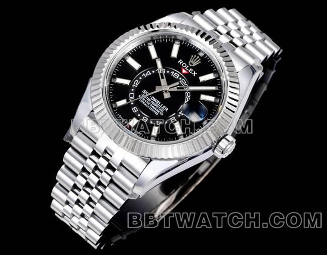 超级克隆手表纵航者AR+厂劳力士黑盘机械正面实拍图