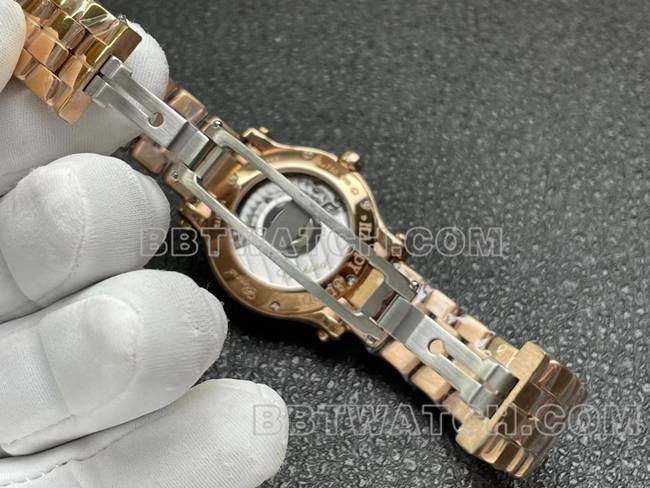 1:1复刻手表YF厂萧邦HAPPY SPORT玫瑰金盘钻圈2892机械表扣实拍图