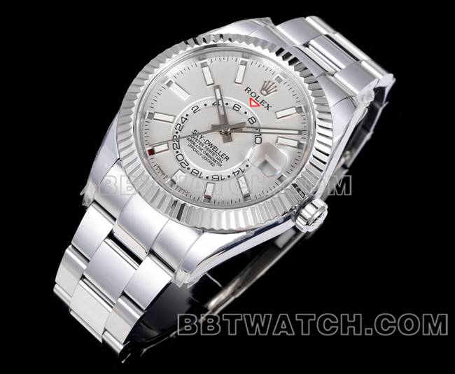 最佳复刻手表纵航者AR+厂劳力士白盘机械钢表带正面实拍图