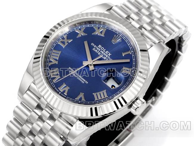 最优复刻手表日志JF厂劳力士蓝盘罗马数字3235机械41毫米正面实拍图