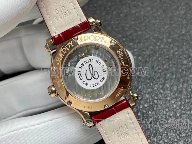 最佳复刻手表YF厂萧邦HAPPY SPORT玫瑰金盘2892机械背面实拍图