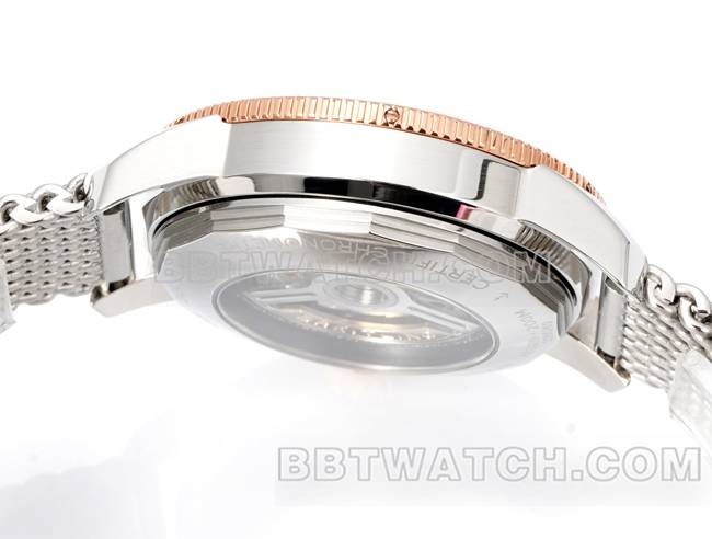 最优复刻手表BLS厂超级海洋文化百年灵蓝盘玫瑰金钢表带侧面实拍图