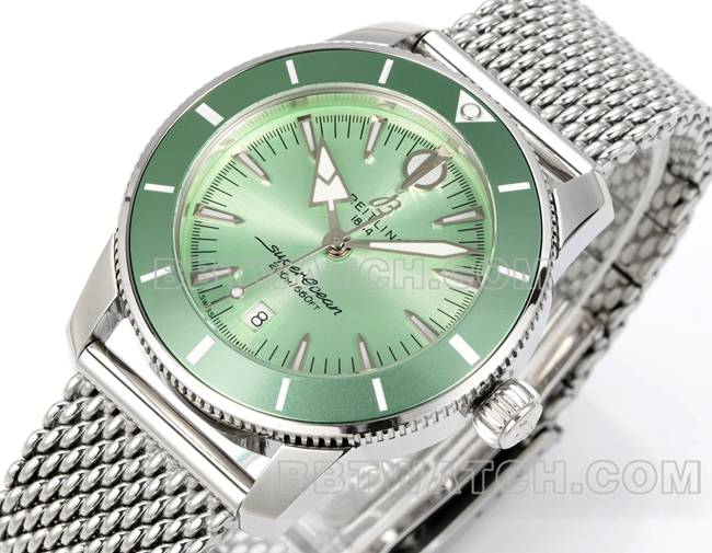 最佳复刻BLS厂超级海洋文化百年灵浅绿盘钢表带正面实拍图