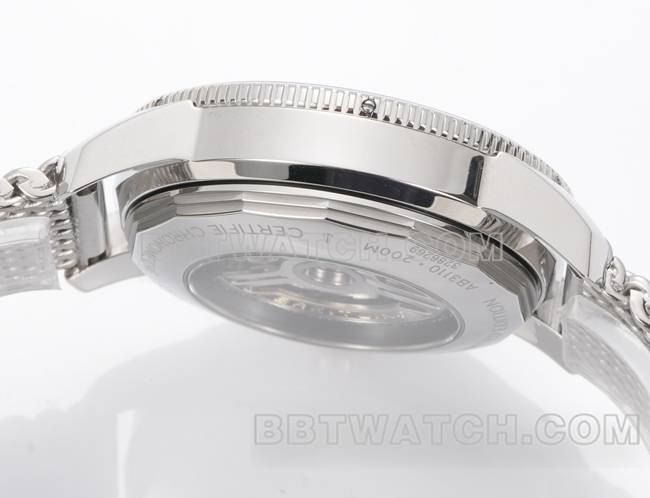 BLS厂1:1复刻手表超级海洋文化百年灵蓝盘钢表带侧面实拍图