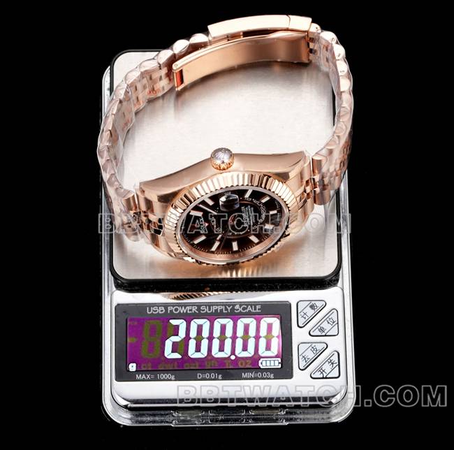 最优复刻手表AR+厂劳力士纵航者棕盘机械玫瑰金钢表带重量实拍图