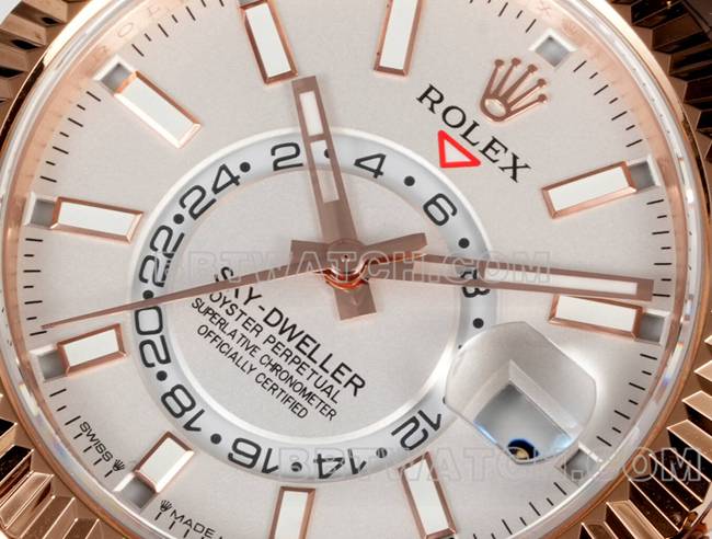 1:1复刻手表AR+厂劳力士纵航者白盘机械玫瑰金正面实拍图