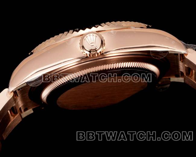 顶级复刻手表劳力士AR+厂纵航者蓝盘机械玫瑰金侧面实拍图