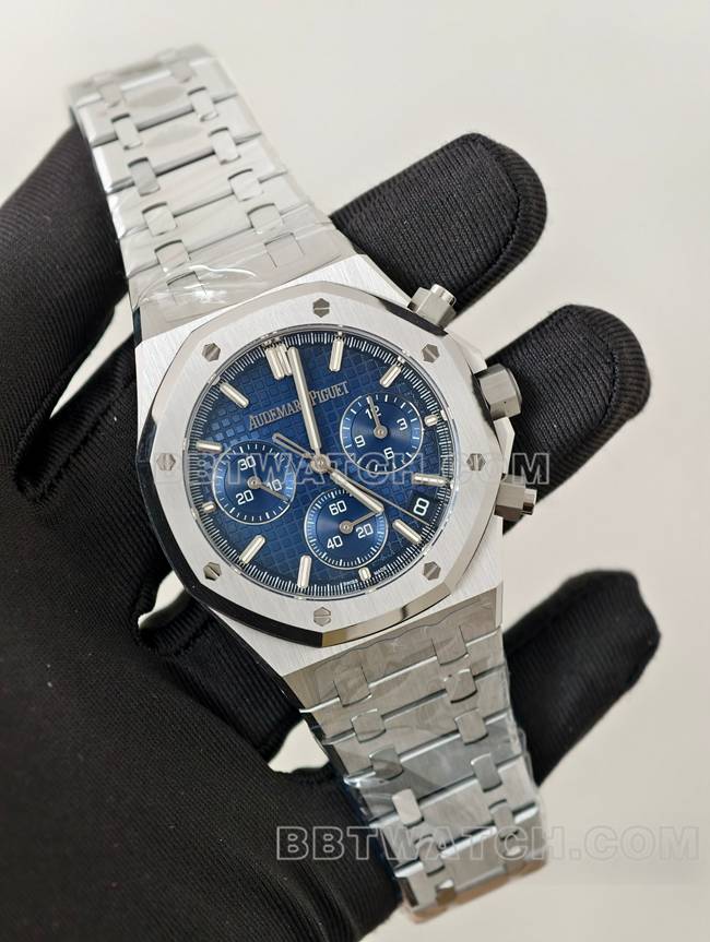 超级克隆手表皇家橡树DDF厂爱彼蓝盘4401机械26240正面实拍图