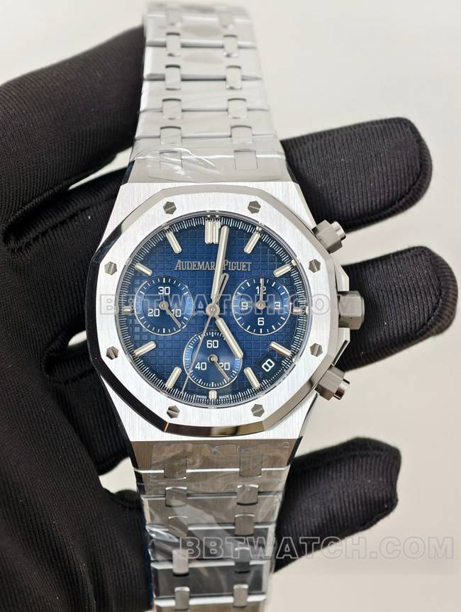 超级克隆手表皇家橡树DDF厂爱彼蓝盘4401机械26240正面实拍图