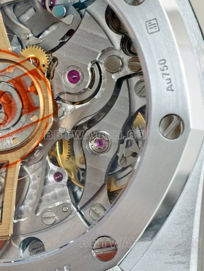 超级克隆手表皇家橡树DDF厂爱彼蓝盘4401机械26240背面实拍图