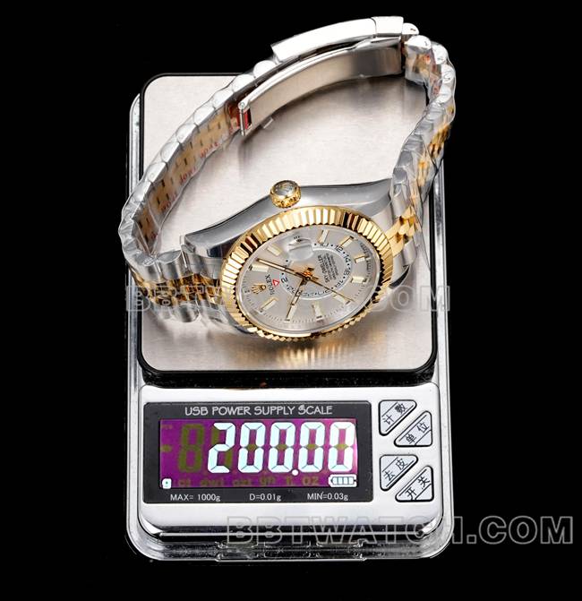 1:1复刻手表劳力士AR+厂纵航者白盘机械间金重量实拍图