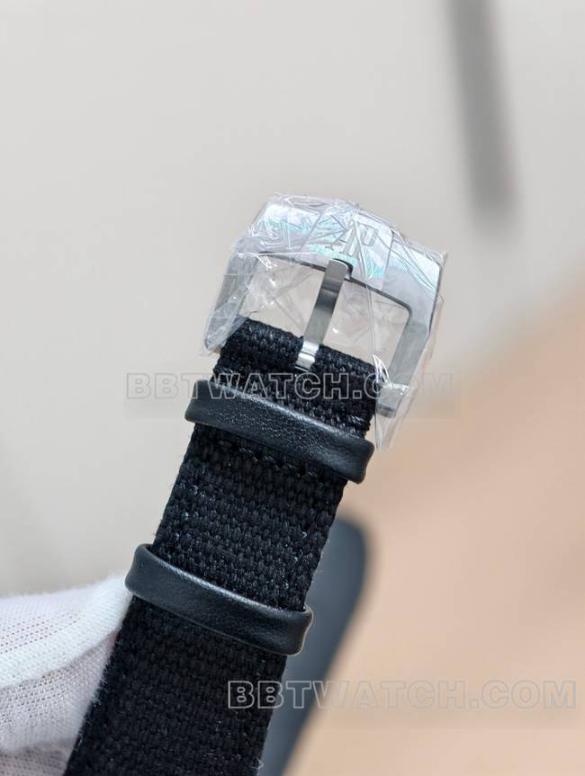 顶级复刻手表CODE 11.59爱彼APS厂烟熏蓝盘4401机械26393表扣实拍图