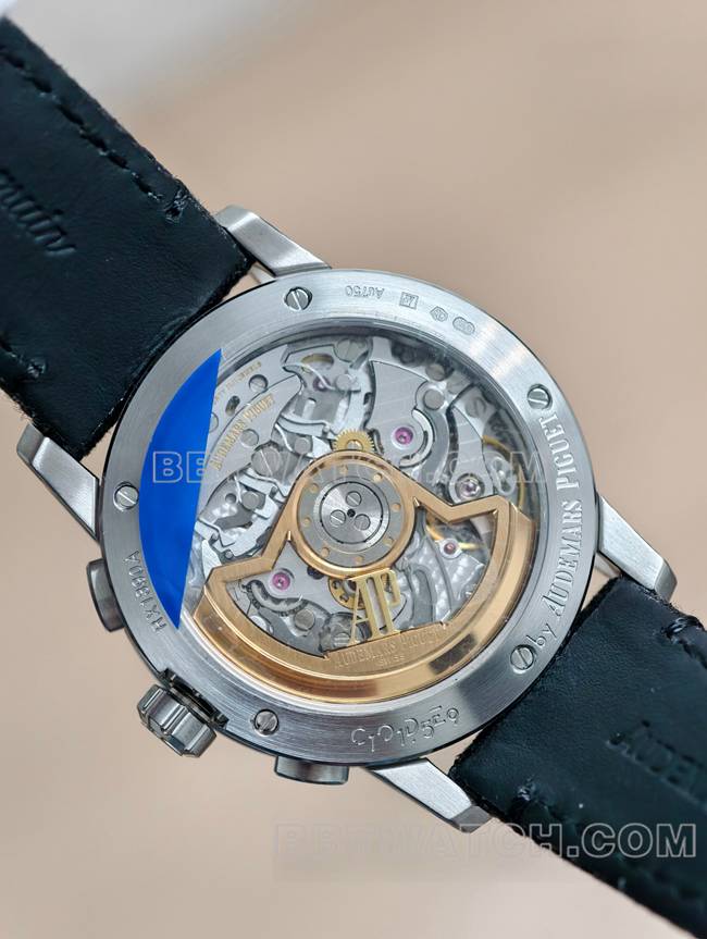 顶级复刻手表CODE 11.59爱彼APS厂烟熏蓝盘4401机械26393背面实拍图