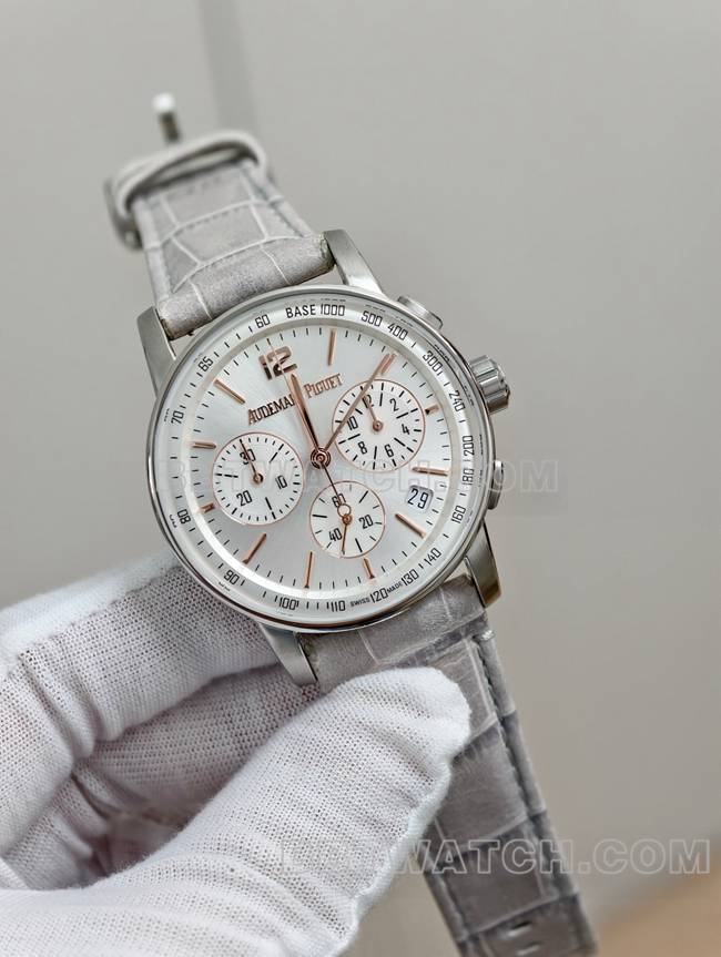 最优复刻手表CODE 11.59爱彼APS厂银灰盘4401机械26393正面实拍图