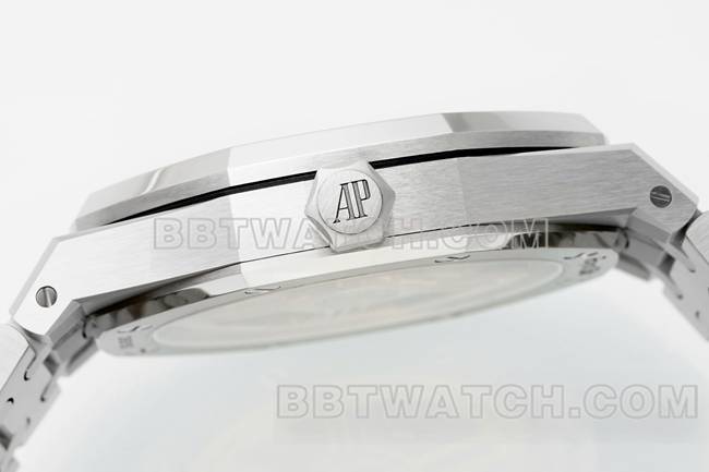 顶级复刻手表皇家橡树DDF厂爱彼绿盘4302机械15510侧面实拍图