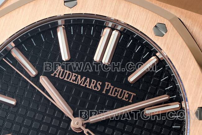 最优复刻手表皇家橡树DDF厂爱彼黑盘玫瑰金4302机械皮革表带15510正面实拍图