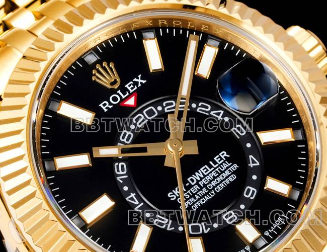 AR+厂1:1复刻手表纵航者劳力士黑盘机械黄金正面实拍图