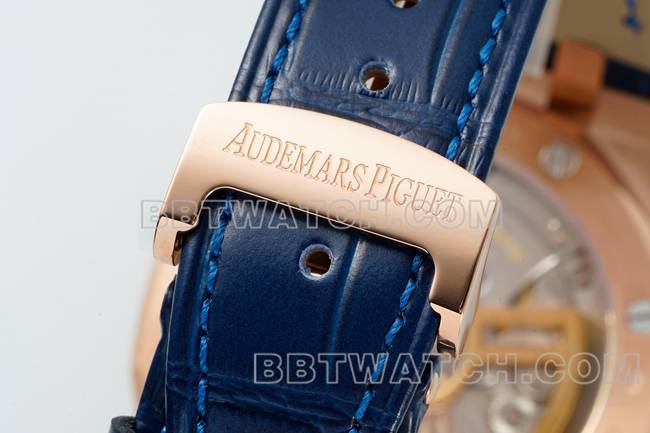 1:1复刻手表皇家橡树DDF厂爱彼蓝盘玫瑰金4302机械皮革表带15510表带实拍图