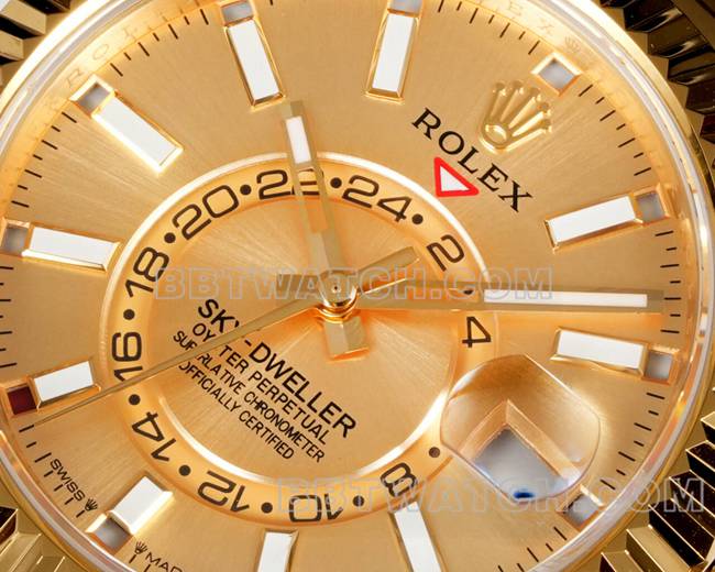 AR+厂顶级复刻手表劳力士纵航者金盘机械黄金钢表带正面实拍图