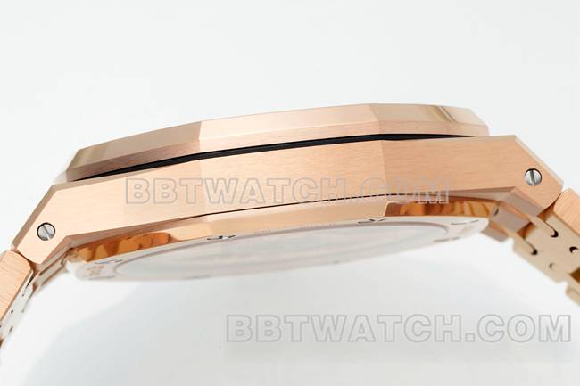 最佳复刻手表DDF厂爱彼皇家橡树蓝盘玫瑰金4302机械15510侧面实拍图