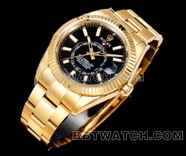 AR+厂1:1复刻手表劳力士纵航者黑盘机械黄金钢表带正面实拍图