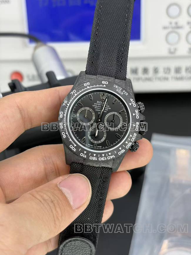 最佳复刻手表DIW厂迪通拿劳力士黑盘机械4130正面实拍图