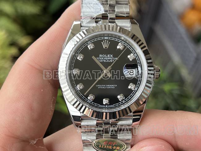 顶级复刻手表ERF厂日志劳力士黑盘3235机械41mm正面实拍图